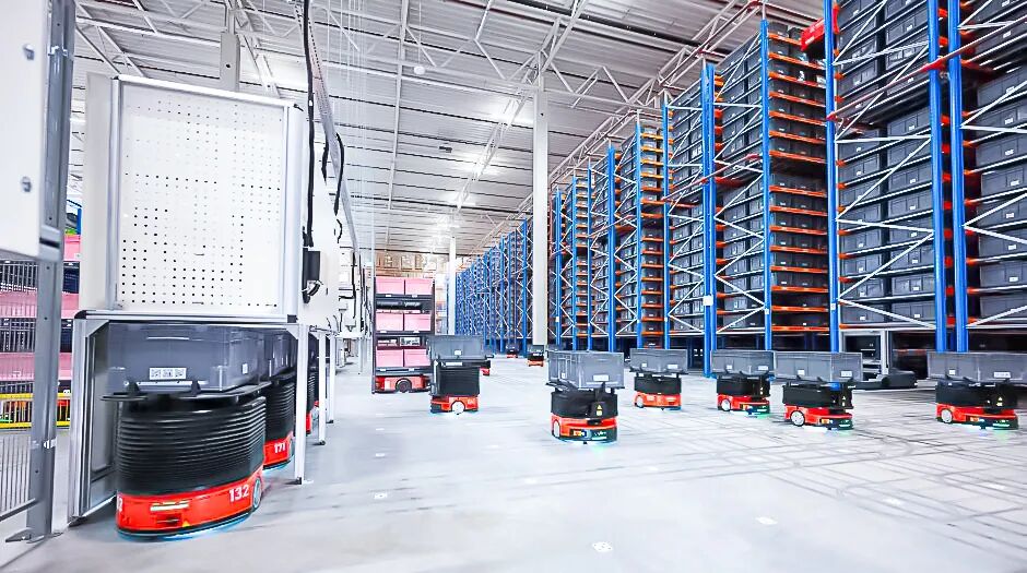 Radial Hybrid Workstation